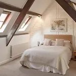 Cor Cottage
