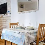 Brunswick Garden Studio - Patio - By Brighton Holiday Lets