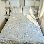 Golden Palm Getaway'S Pg143