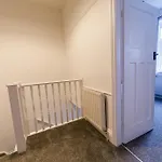 Spacious 3Bed Flat-Free Parking & Wifi