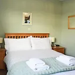 Bell Island Cottage Whitby