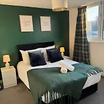 Bexley-4 Bdrm 5 Beds Sleeps 7 Ideal 4 Contractors
