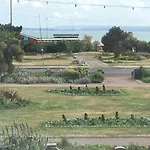 Seaview Retreat Private Parking