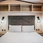 Golden Palm Resort