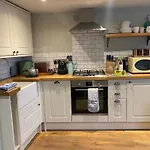 Monmouth House Apartments, Lyme Regis Old Town, Dog Friendly, Parking