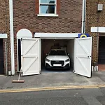 Modern, 2 Bdrm House With Parking Sleeps 6 Brighton Town Centre, North Laine