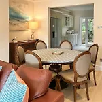 St Elmo Court 7