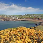 Sea Haven - Uk44499