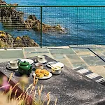 Corner Cottage - Uk47402