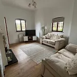 The Lyttle Cottage