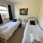 Cae'R Eos - Beautiful Home Near Whistling Sands
