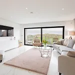 Curran Gate Luxury Serviced Apartments, Portrush