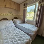 Lovely Caravan With Large Decking At Southview Holiday Park Ref 33108S