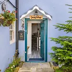 Jersey Cottage - Charming Coastal Getaway