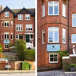 The Willows Hotel - Central Whitby
