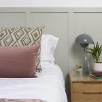 Carbis Bay Lodge, 69 Una, St Ives