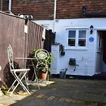 Mim'S Cottage