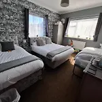 Westbrook Lodge Guest House