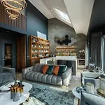 Sea-View Penthouse Apartment