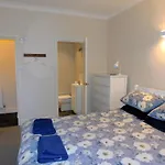 1 Queens Cottage