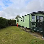 Lovely 8 Berth Caravan With Front Decking At Southview, Skegness Ref 33025S
