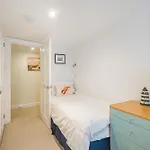No 46 The Salcombe