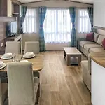 Golden Palm Resort