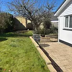 Sea View Bungalow In Carbis Bay Sleeps 6