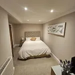 Hove Mansions Apartment