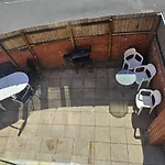 Sunny Bournemouth Home With Bbq & Outdoor Seating