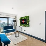 Seaview West Terrace - Central - Contractors