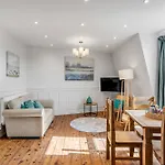 New For 2025 - Luxury 2-Bed Apartment In Cromer