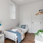 New For 2025 - Luxury 3-Bed Apartment In Cromer