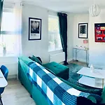 Dover Road 2Br Flat For Long Stay Folkestone Habour