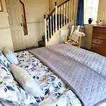 Homehill Cottage, Looe - Superb Views