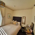 Windsor House Hotel
