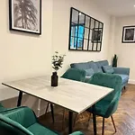Bloomsaway Seafront One Bedroom Bn121Amid