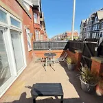 Holm From Home Sleeps 10