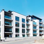 28 Cliff Edge In Newquay