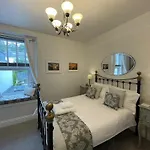 Trefoil Guest House
