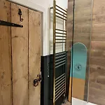 The Nest - St Ives