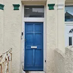 Spacious Two Bedroom Flat, Central Location