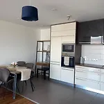 Titanic Quarter, Marina View Modern 2 Bedroom Apartment