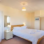 Sea Spray - Pet Friendly Self Catering Holidays Portreath, Cornwall