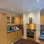 Gulls Roost - Pet Friendly Self Catering Holiday Cottage Portreath, Cornwall