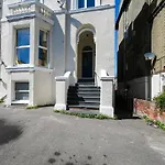 Open Mind Leisure - 2 Bedrooms & Free Parking