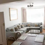 West Cross Mumbles Seaside Escape - 5 Bed House