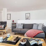 1 Ocean Gate In Newquay