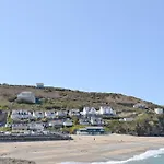 Coombe End Cottage