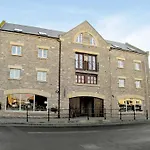 12 Maritime House